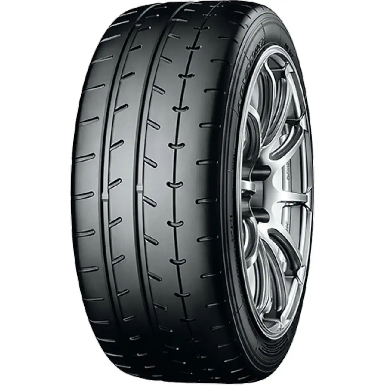 Yokohama ADVAN A052 255/40R18 99Y XL BSW 255/40 R18
