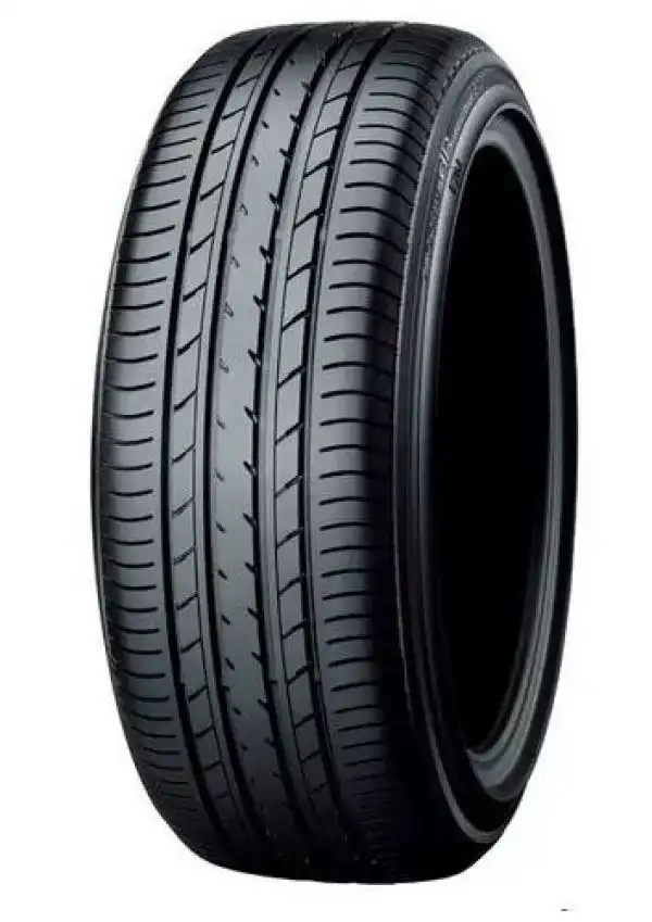 YOKOHAMA DECIBEL E70N 215/55R17 94V